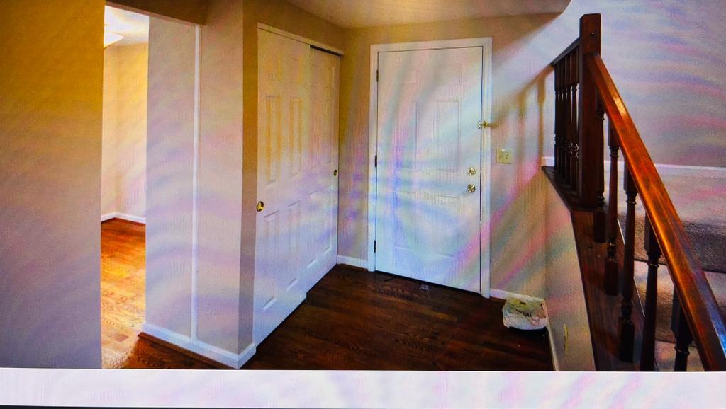 Building Photo - 8051 Hetz Dr