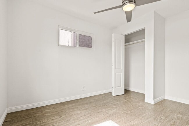 Building Photo - 2 Bed / 2 Bath House in Lincoln Heights is...