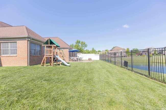 Building Photo - 2644 Waterstone Dr