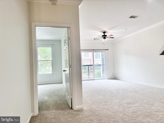 Building Photo - 11305 Aristotle Dr