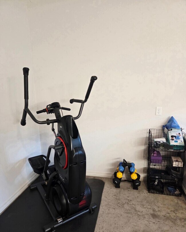 Building Photo - 1668 Alamo Xing Rd