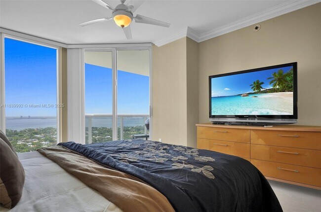 Building Photo - 4779 Collins Ave