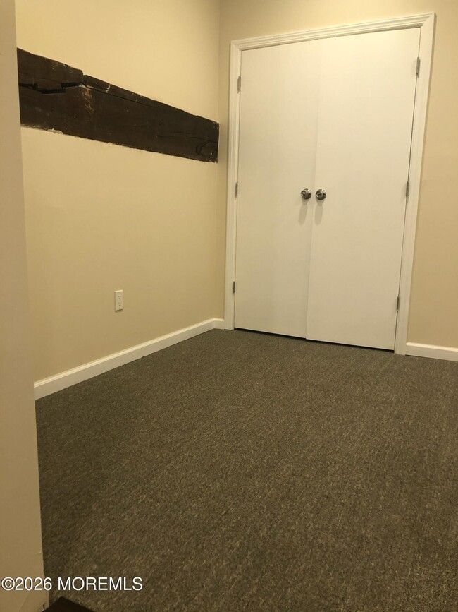 Building Photo - 36 W Front St