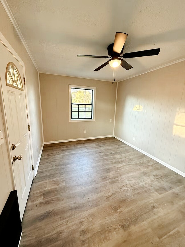 Building Photo - 616-622 14th St Quadplex