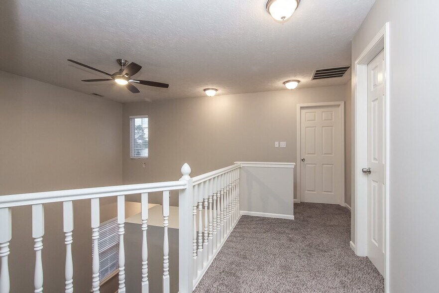 Building Photo - 4633 Owls Nest Pl
