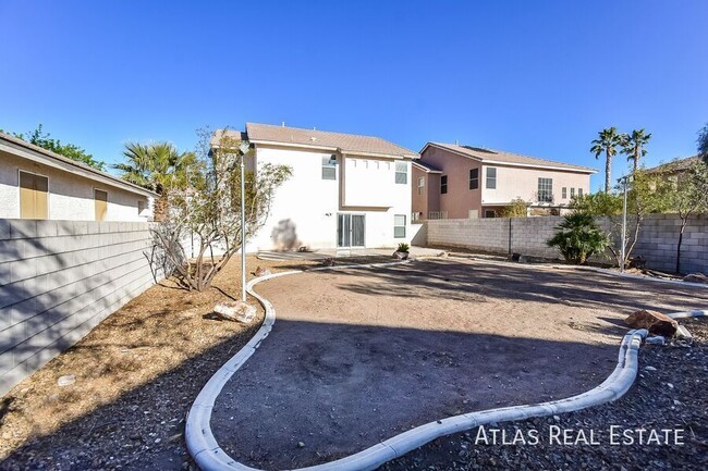 Building Photo - FLAWLESS Two-Story, 3-Bedroom, in GATED CO...