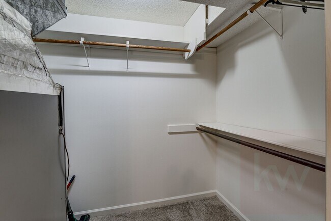 Building Photo - 1312 N Barton St