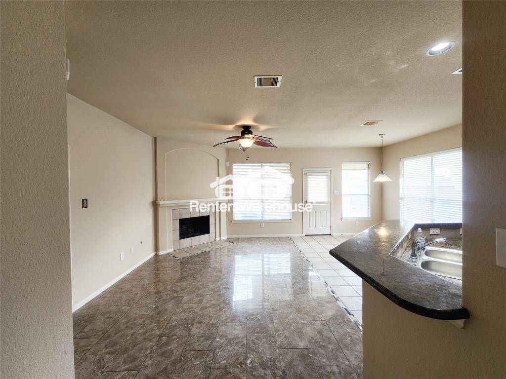 Building Photo - 15839 Marble Bluff Lane