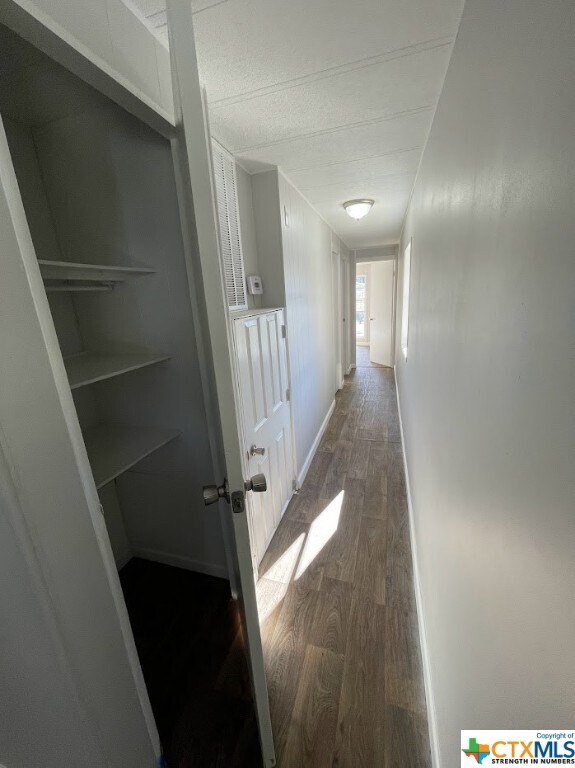 Building Photo - 1547 Ridge Wind