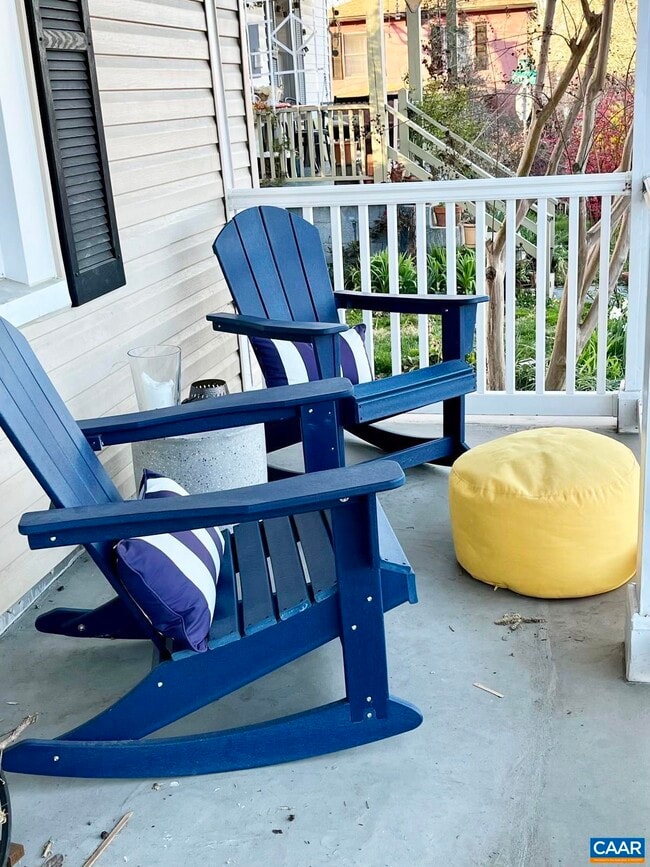 Building Photo - 211 5th St NW