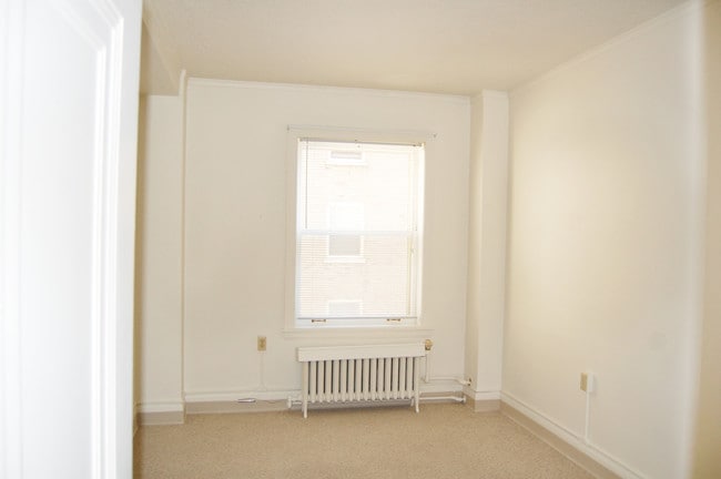 Interior Photo - Greysolon Plaza Apartments