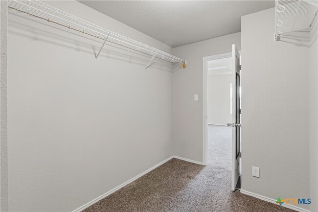 Building Photo - 25513 Gold Yarrow