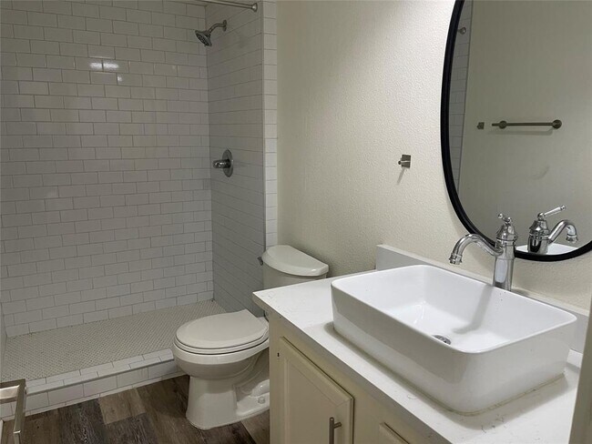 Building Photo - 1092 Geneva Grove Ct