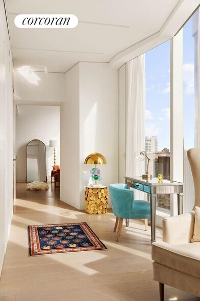 Building Photo - 100 E 53rd St