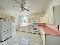 Building Photo - 201 Pittston Ave