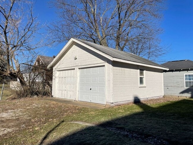 Building Photo - 907 Maryland Ave SW