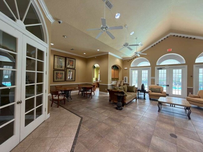 Building Photo - Beautiful 2BR/2.5BA Condo with Resort-Style Amenities