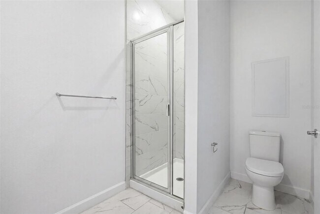 Building Photo - 285 Famagusta Dr