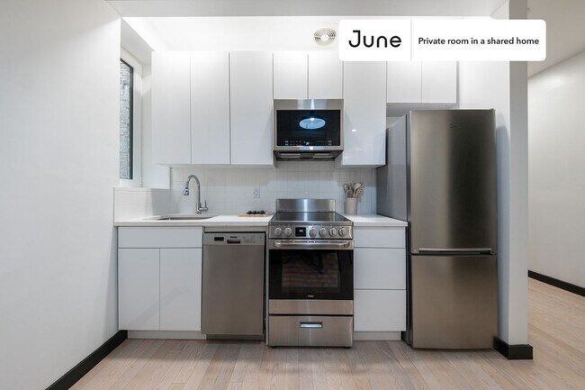 Building Photo - Room in Shared 4 bed/2 bath home in Ditmas Park