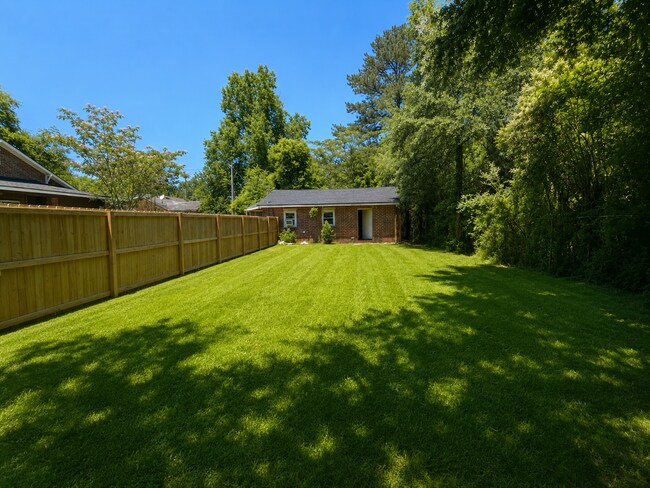 Building Photo - 3585 Napier Ave