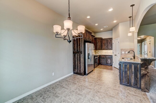 Building Photo - 5700 Goldfinger Rd