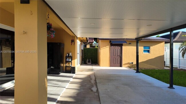 Building Photo - 11570 SW 144th Path