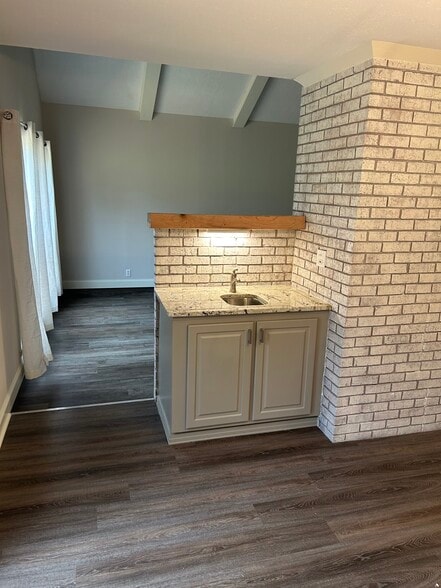 Building Photo - 37 Timber Ridge Dr