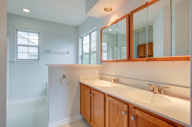 Building Photo - 1559 Harborsun Dr