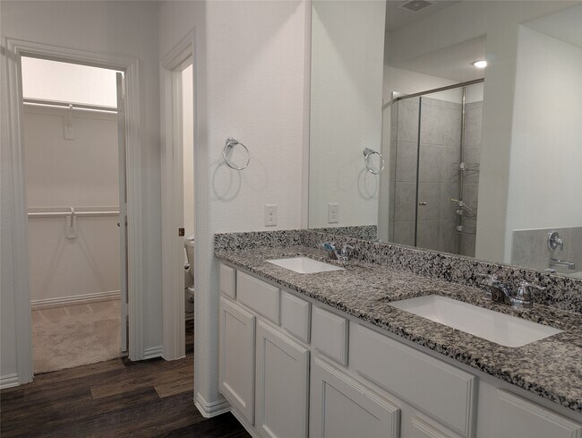 Building Photo - 10503 Dolce Ln