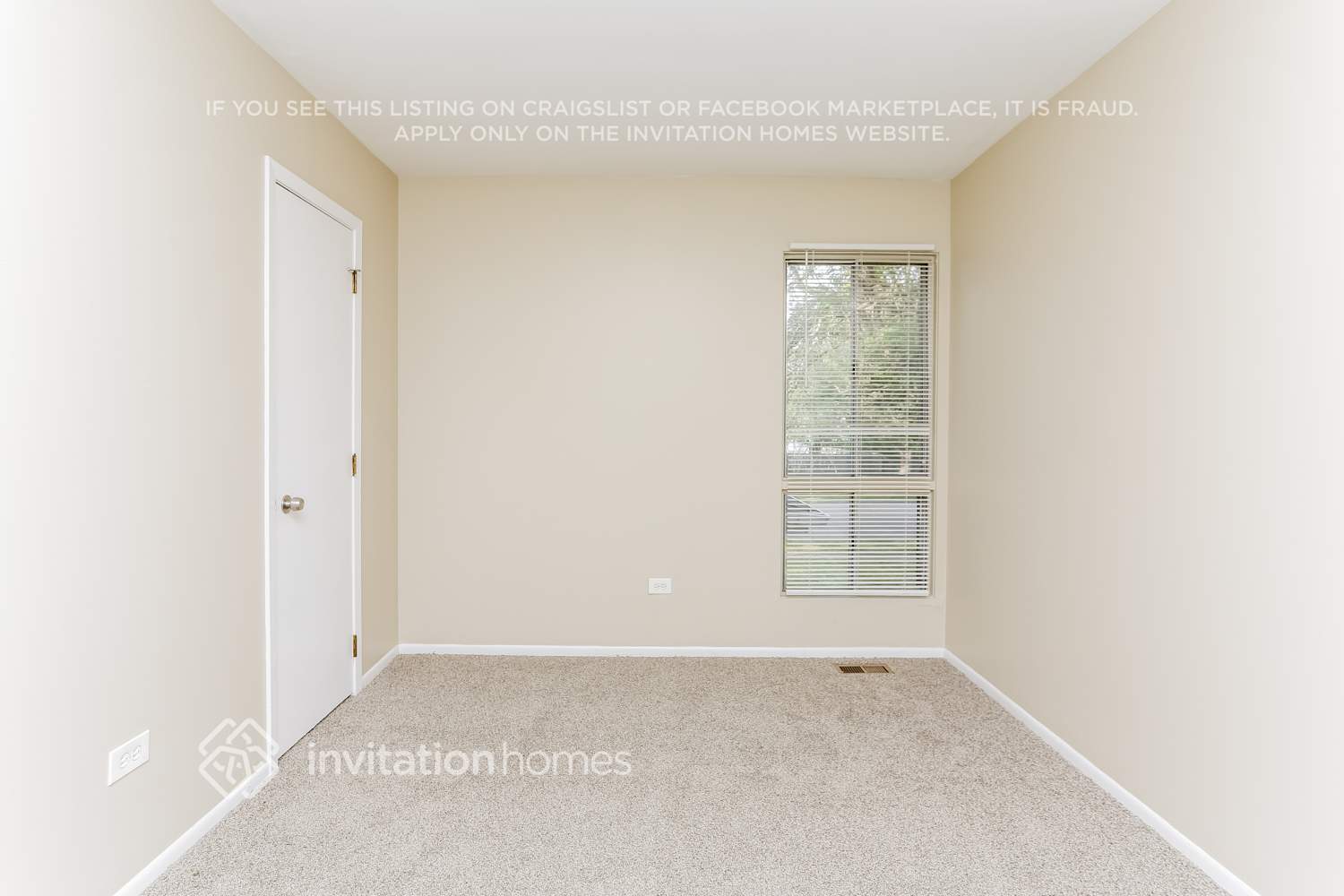 Building Photo - 953 Surrey Ct