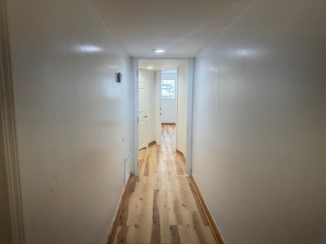 Building Photo - 5618 N Artesian Ave