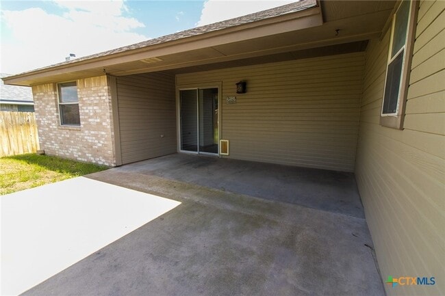 Building Photo - 4507 Aspen Dr