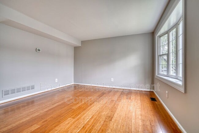 Building Photo - 5413 King Arthur Cir