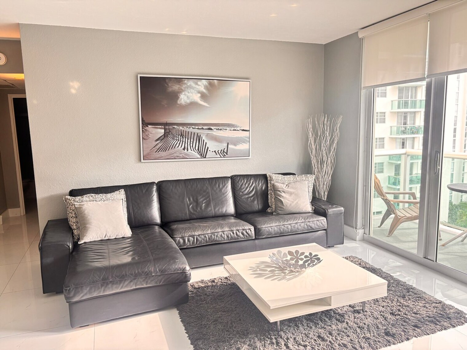 Building Photo - 3801S S Ocean Dr