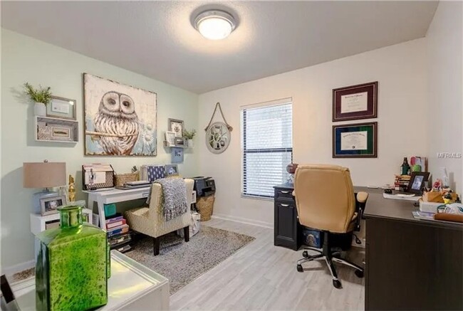Building Photo - 2 Bedroom 1.5 Bath Urban Retreat Near the ...