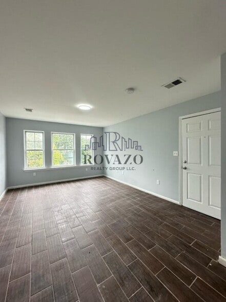 Building Photo - 9 Wolcott Terrace