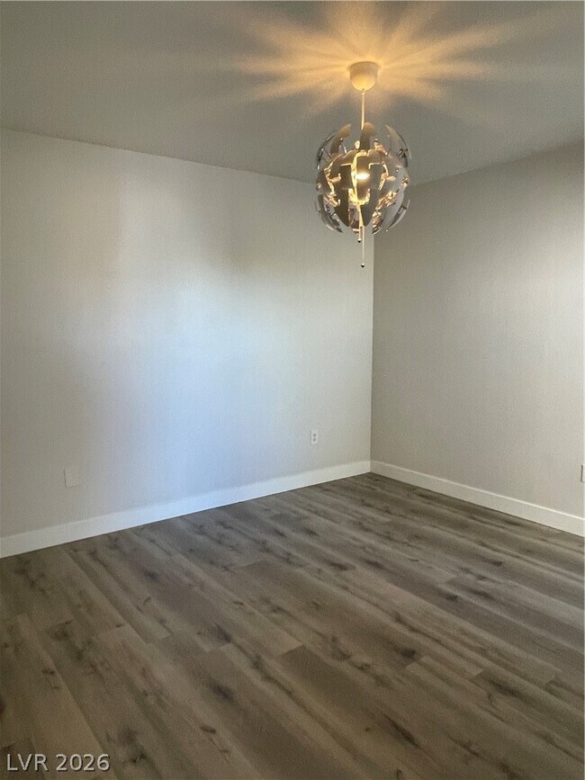 Building Photo - 7255 W Sunset Rd