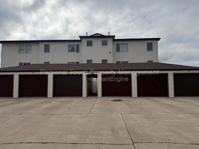 Building Photo - 1005 19th St SW