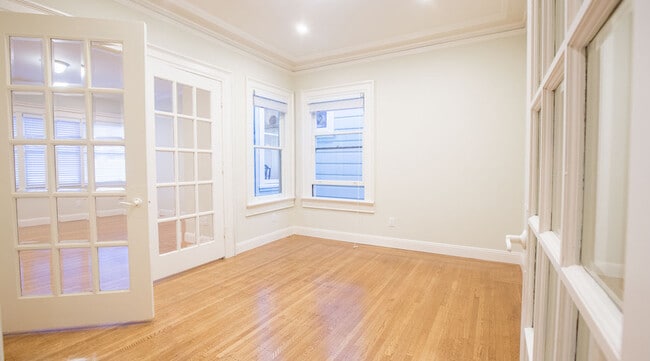 Building Photo - 1449 Page St