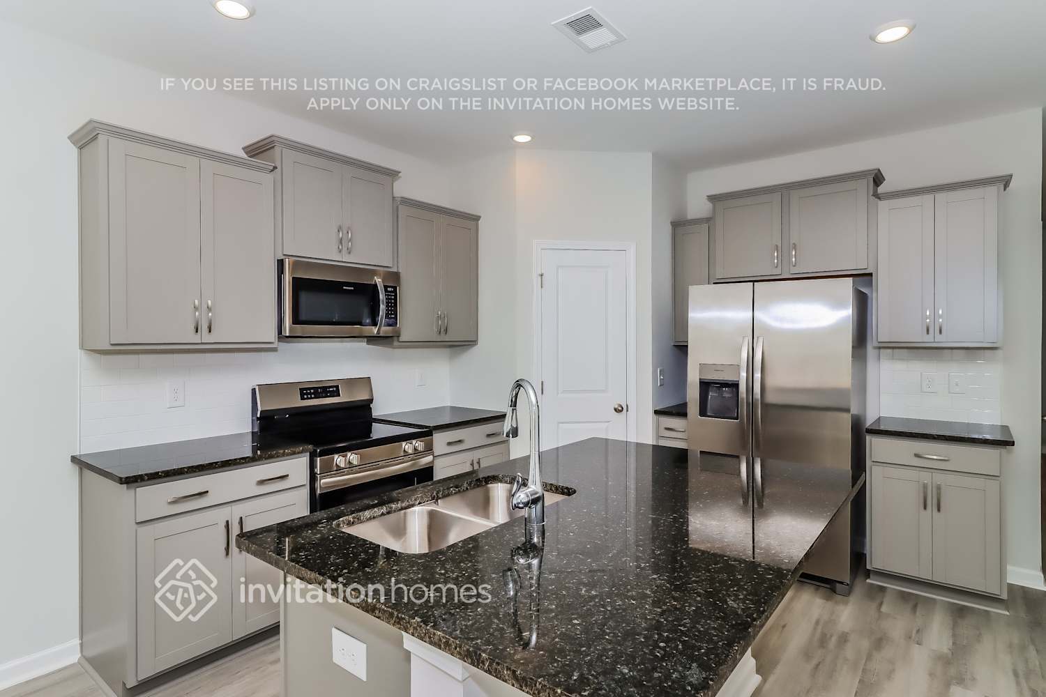 Building Photo - 1642 CM Human Dr