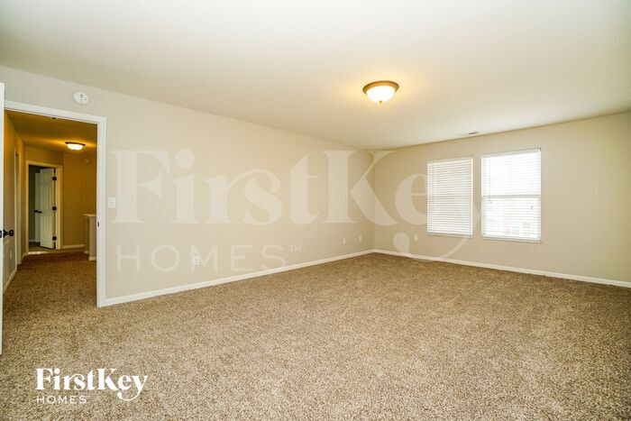 Building Photo - 8043 Grant Park Ave