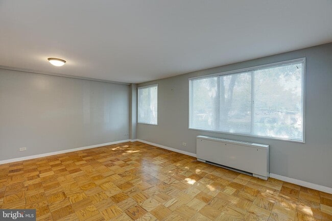 Building Photo - 1200 N Nash St