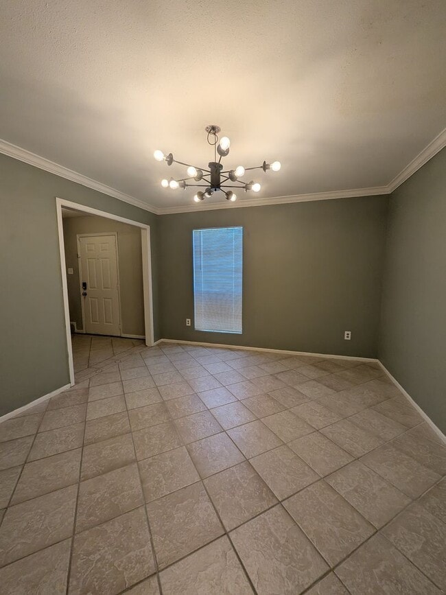Building Photo - 976 Sunmeadow Dr