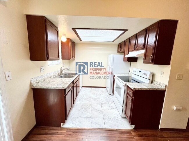 Building Photo - 3053 Starlight Cir