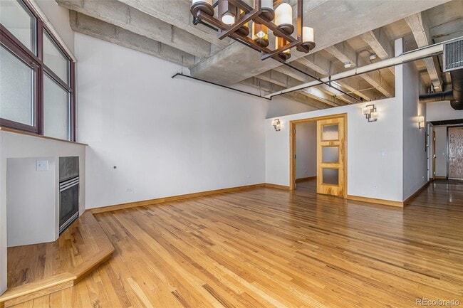 Building Photo - 1020 15th St