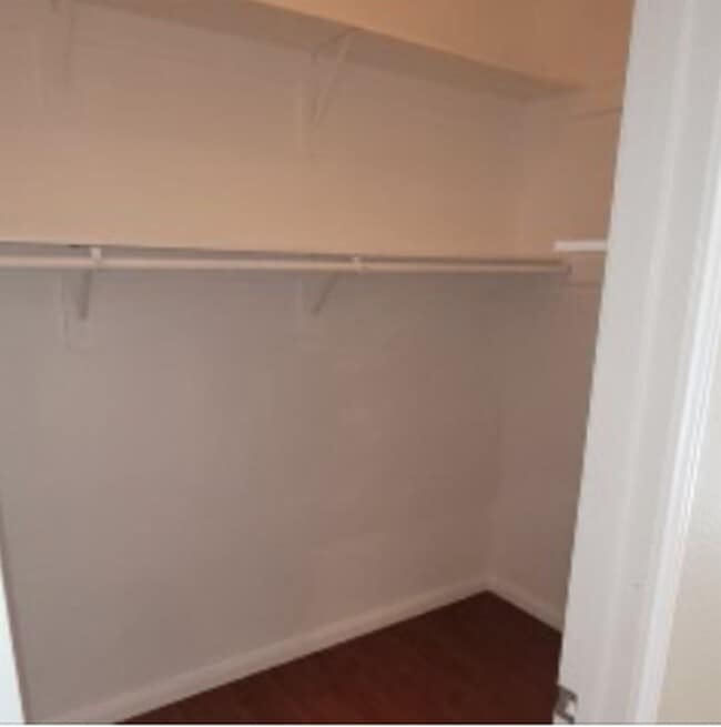 Closet - 2530 S Sacramento Ave