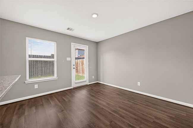 Building Photo - 8932 Hollister Commons Ln