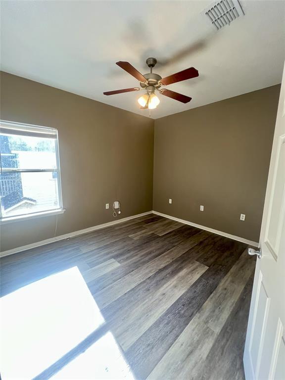 Building Photo - 1307 Walnut Ave