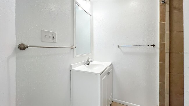 Building Photo - 5110 Old Cheney Hwy