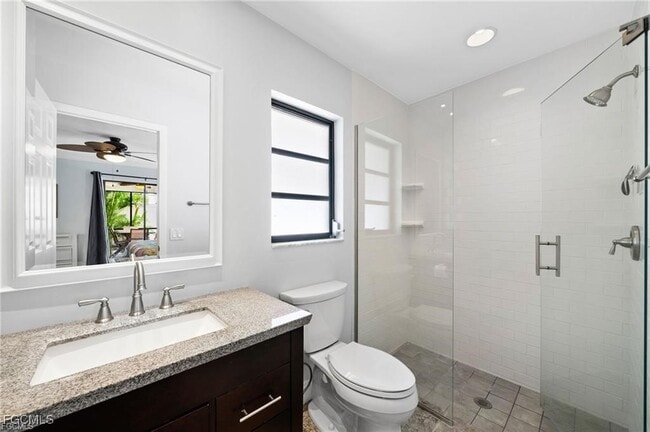 Building Photo - 521 102nd Ave N